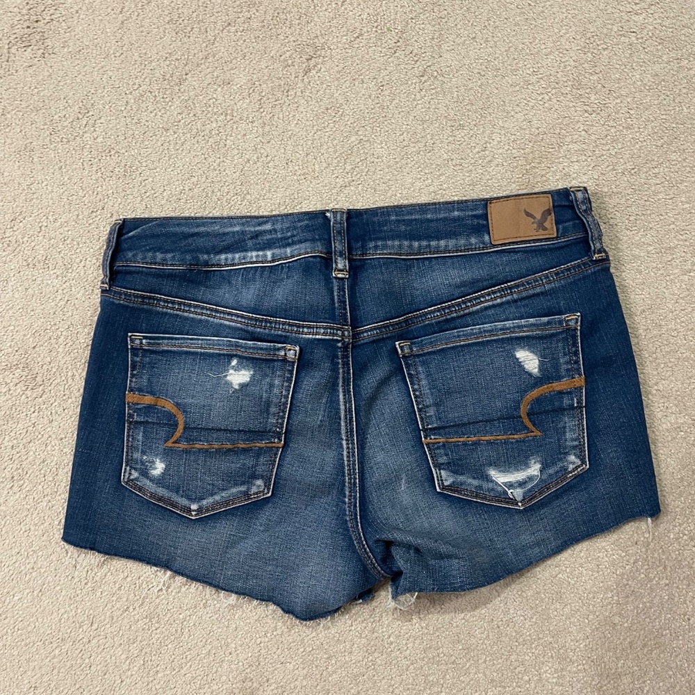 Size 10 shortie super stretch short with distressing - Picture 2 of 4